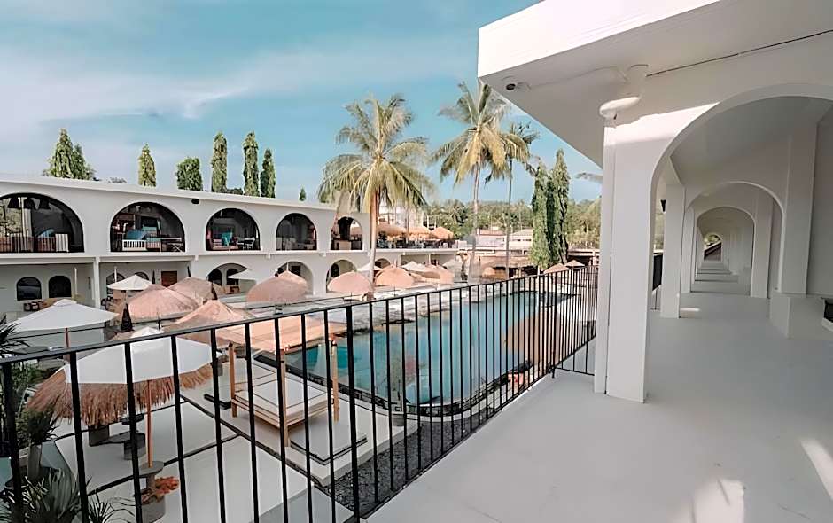 El Tropico Boutique Hotel