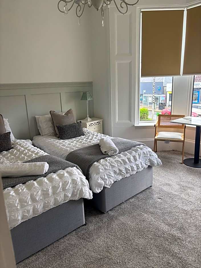 Giffnock Rooms