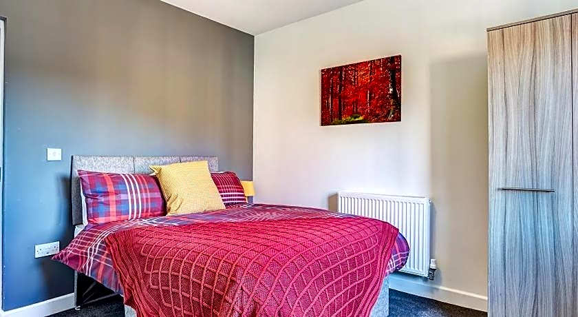 Townhouse PLUS @ 166 Edleston Road Crewe