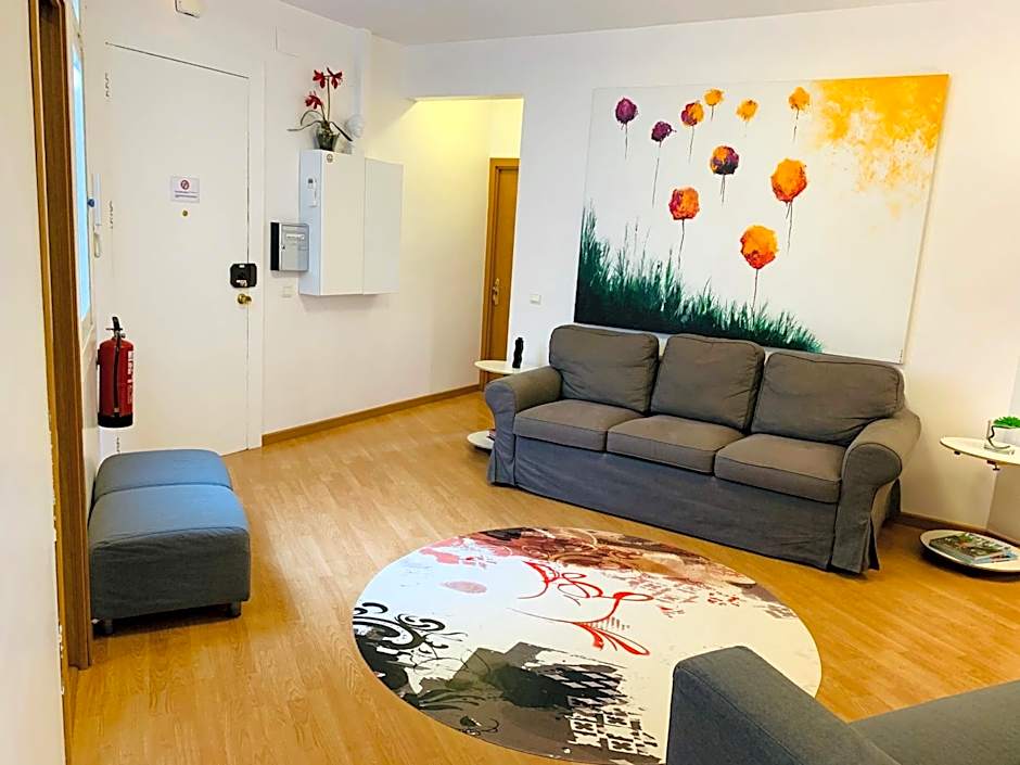 Super Balmes Guest House