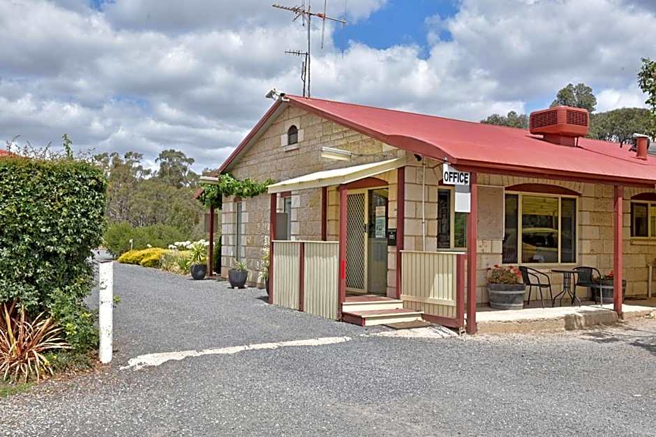 Inglewood Motel and Caravan Park Victoria