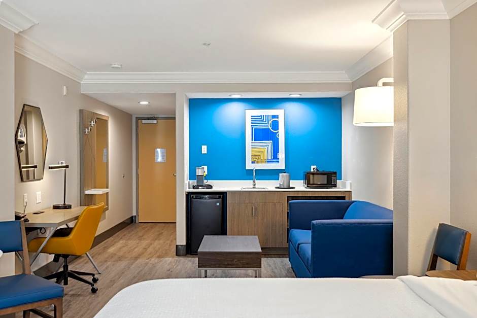 Holiday Inn Express Hotel & Suites Vacaville By IHG