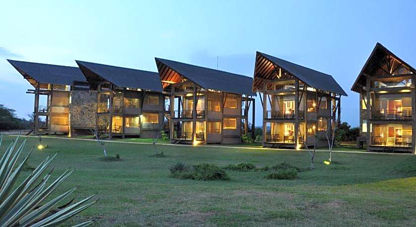 Laya Safari Hotel