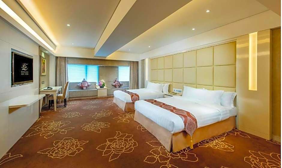 Rio Hotel