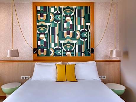 Superior Room with Two Twin Beds