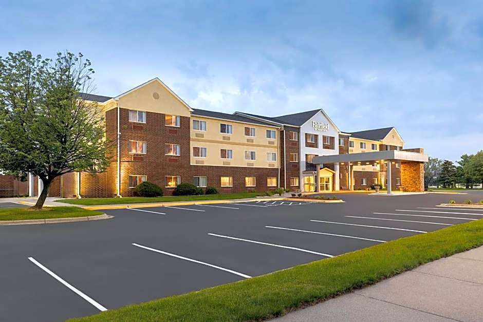 Fairfield Inn & Suites by Marriott Minneapolis St. Paul/Roseville