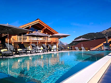 Mountains Hotel