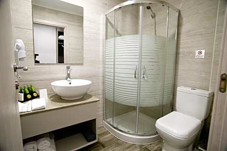 Twin Room - Disability Access