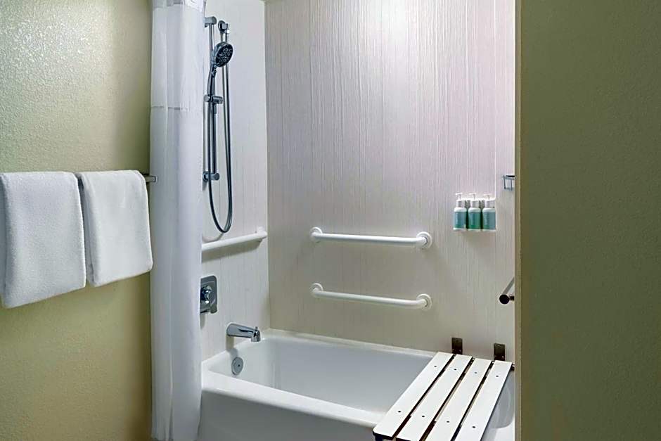 Courtyard by Marriott Greenville Haywood Mall