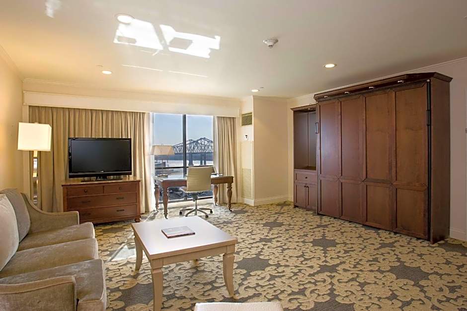 Hilton New Orleans Riverside