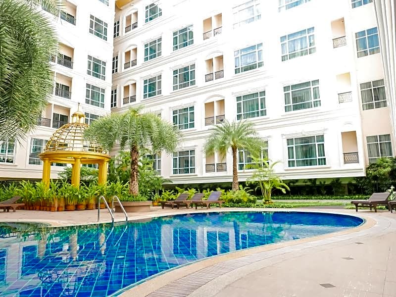 Hope Land Hotel  Sukhumvit 46/1