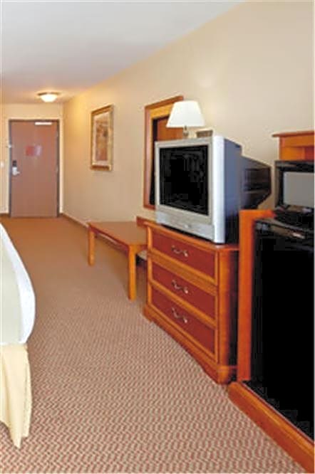 Holiday Inn Express Hotel & Suites Laredo-Event Center Area By IHG