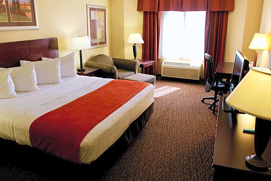 Best Western Plus Dakota Ridge