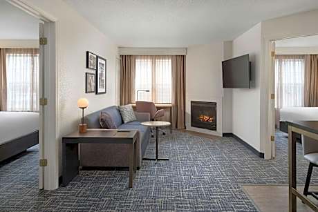 2 Bedroom Residential Suite, Bedroom 1: 1 Queen, Bedroom 2: 1 Queen, Sofa Bed, No View