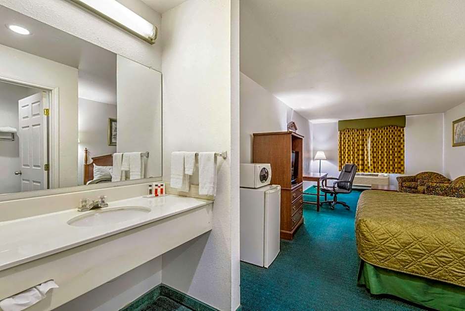 Rodeway Inn