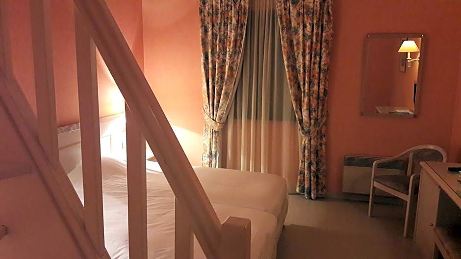 Logis L'Auberge Bourbonnaise