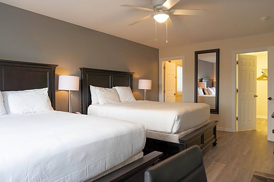 Inn at Crestwood