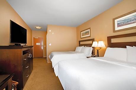 Queen Room with Two Queen Beds - Mobility Access Tub/Non-Smoking