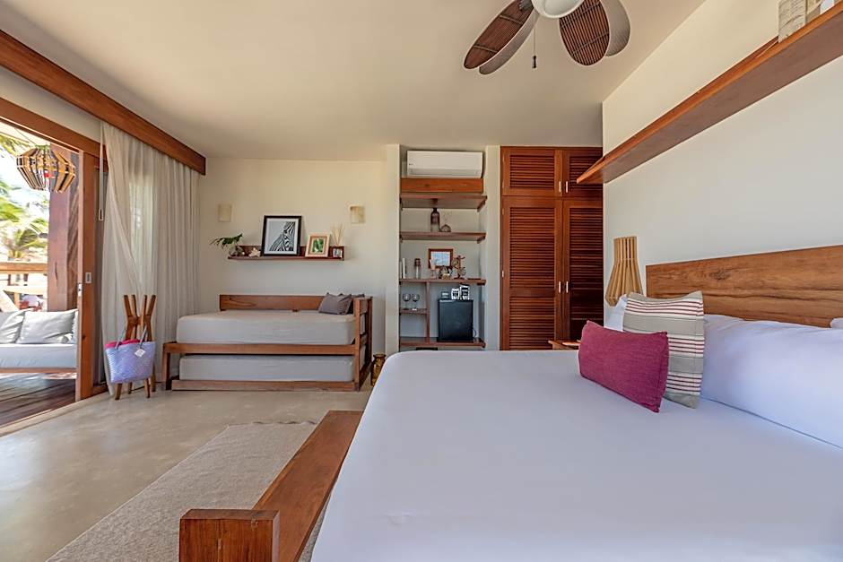 Photo 1 of 10 of Suite, Beachfront, Ground Floor