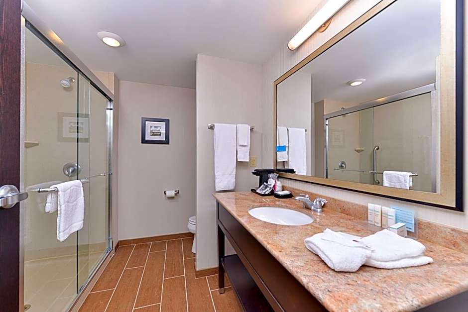 Hampton Inn By Hilton & Suites California University-Pittsburgh