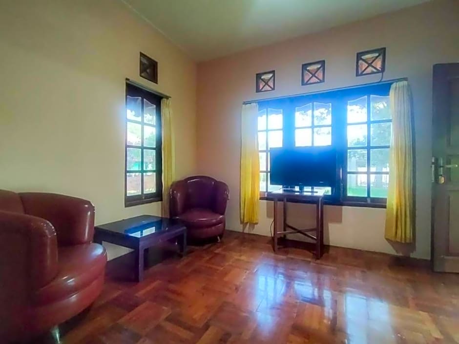 Villa Batu Tua Puncak RedPartner – Bogor, PA