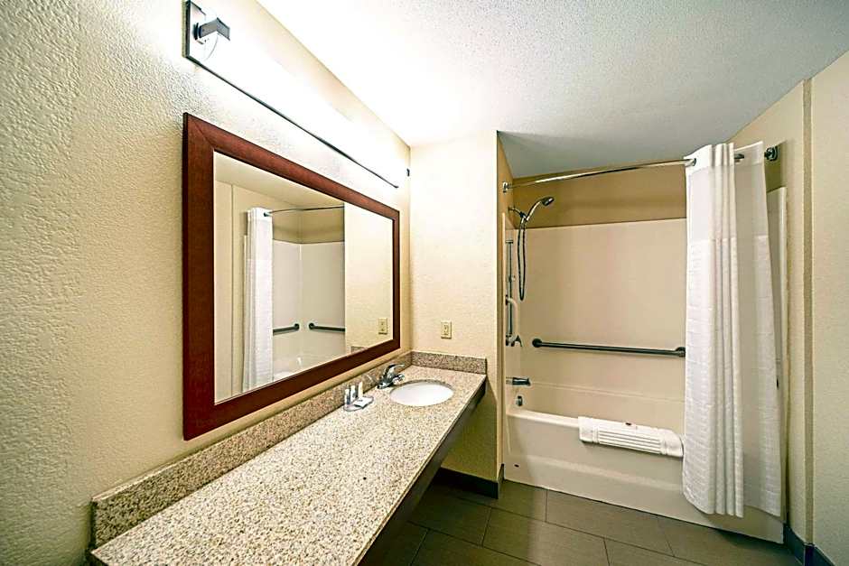 Comfort Inn And Suites