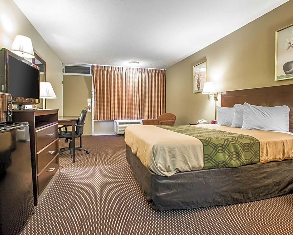 Econo Lodge near Missouri University of Science and Technology