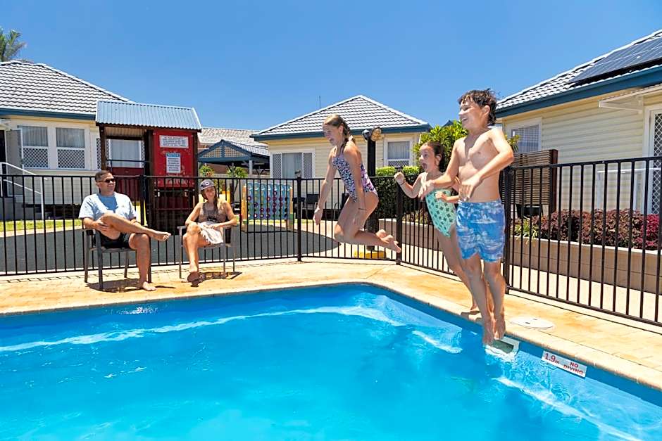 Forster Holiday Village