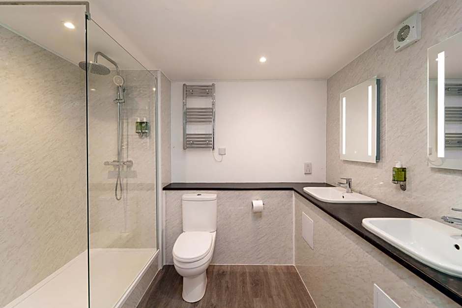 Ivy Bush Royal Hotel by Compass Hospitality