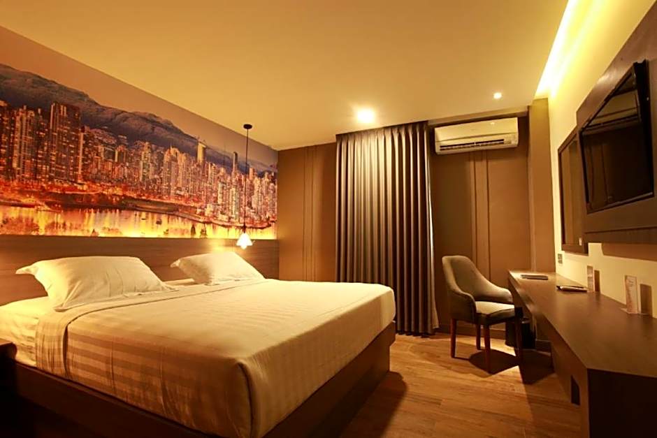 Plaza Hotel Tegal