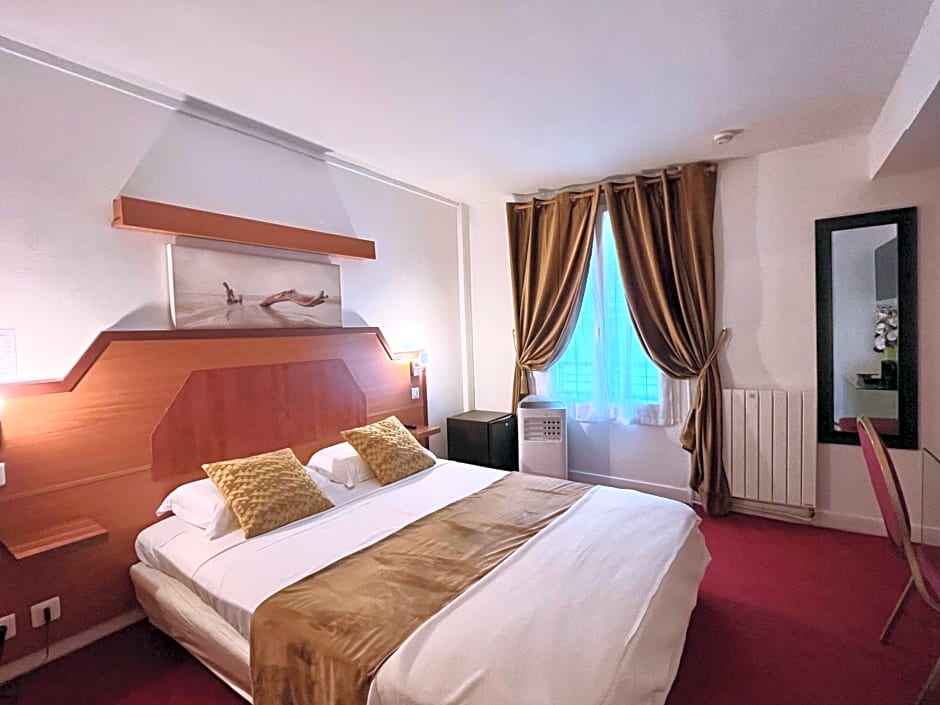 Le Nouvel Hotel Du Theatre