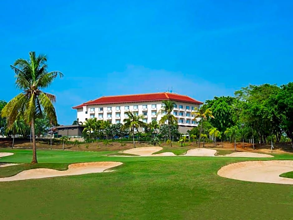 Puri Kiic Golf View Hotel