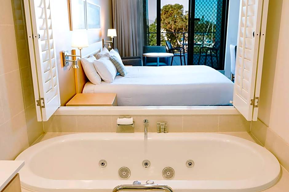 Ramada Hotel & Suites Ballina Byron