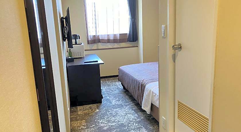 Hotel Livemax Shin Osaka