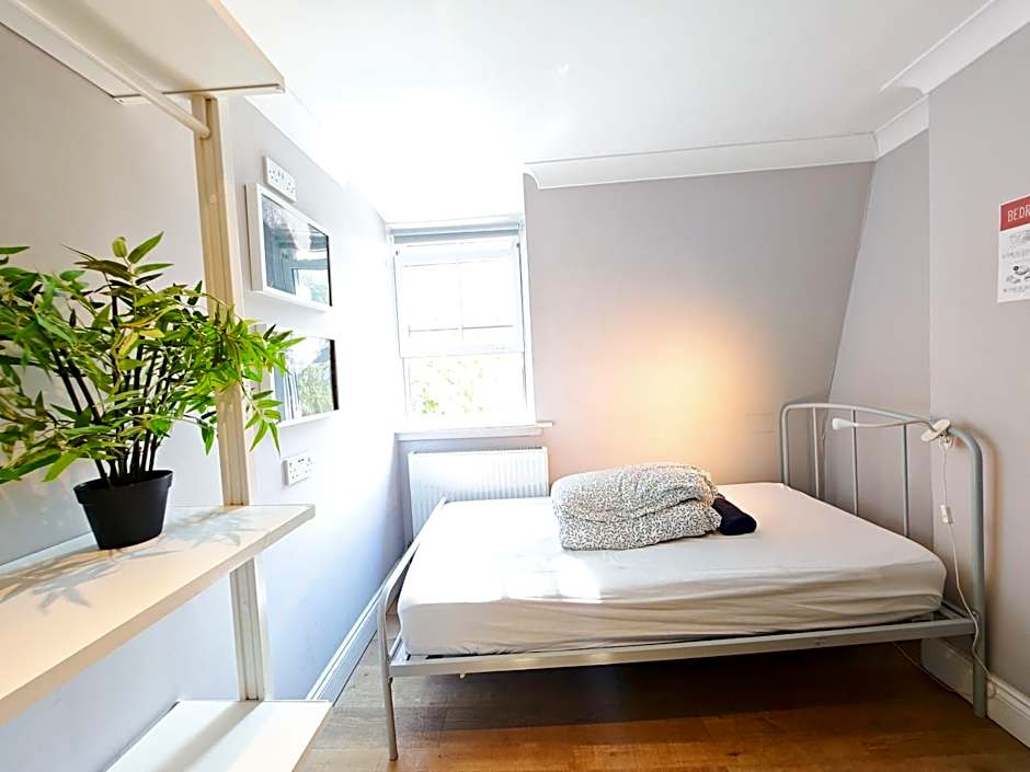 Prime Backpackers Angel