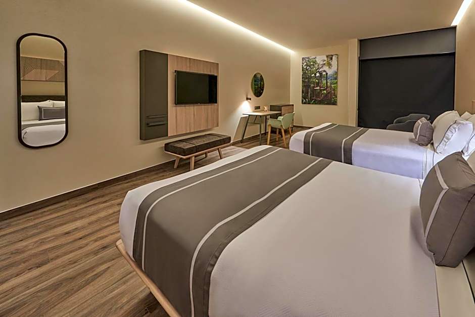 City Express Plus by Marriott San Luis Potosí