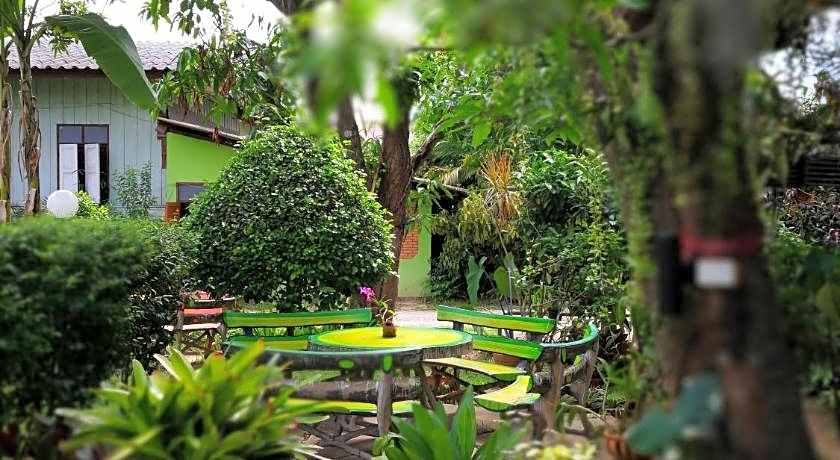 Baan Bua Guest House