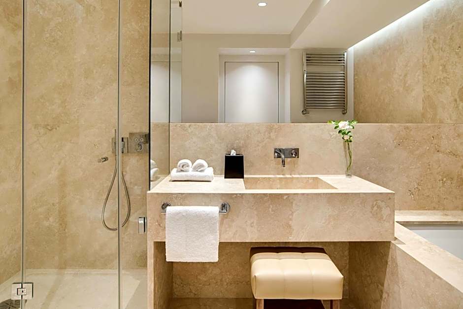 Sheraton Lake Como Hotel