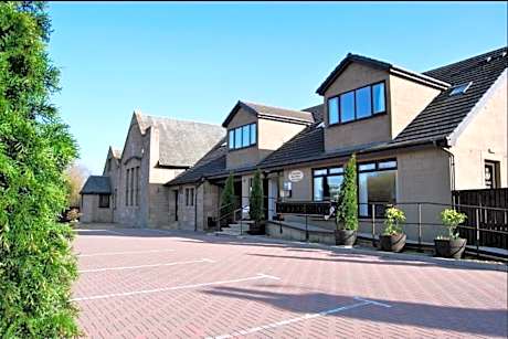 The Old Schoolhouse Hotel