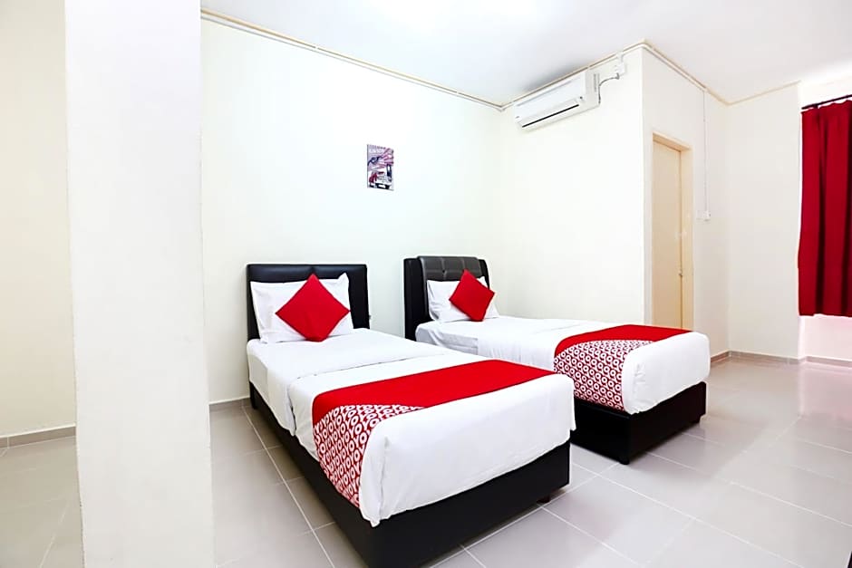 Hotel O Pelangi Marang