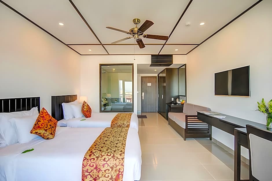 White Lotus Hotel Hoian