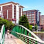 Hampton Inn By Hilton & Suites Greenville-Downtown-Riverplace