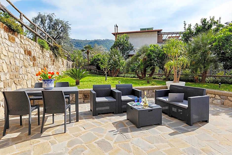 Eterea Charming Suites