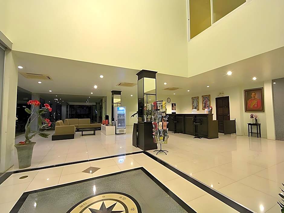 Laem Din Hotel