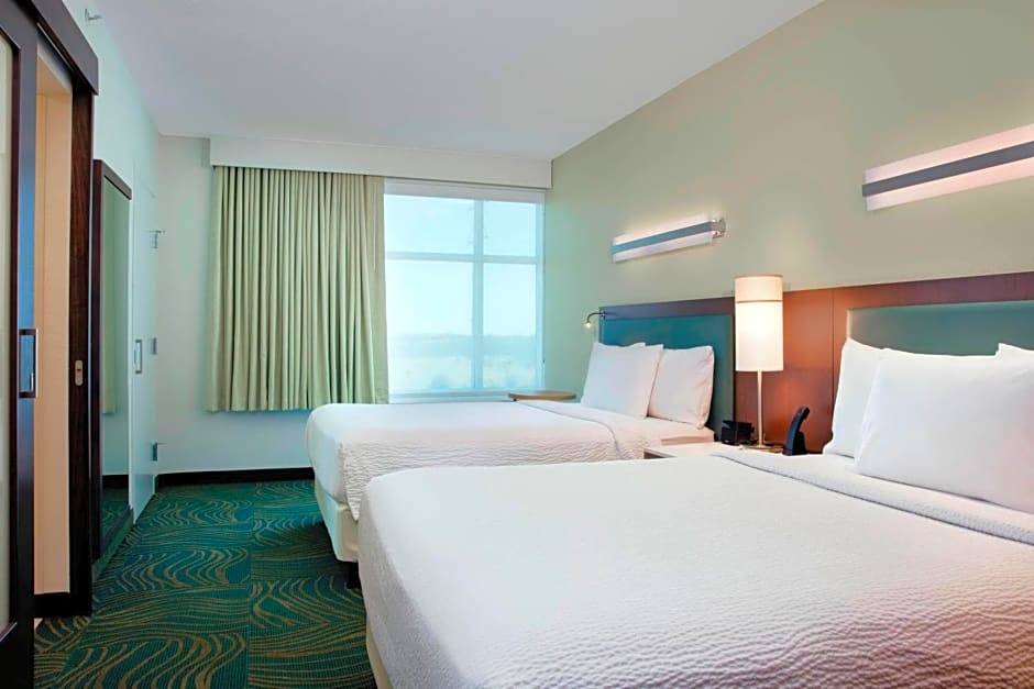 SpringHill Suites by Marriott Orlando at FLAMINGO CROSSINGS Town Center-Western Entrance