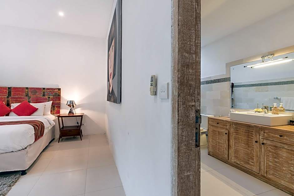 Villa Briana Seminyak by Villas R Us