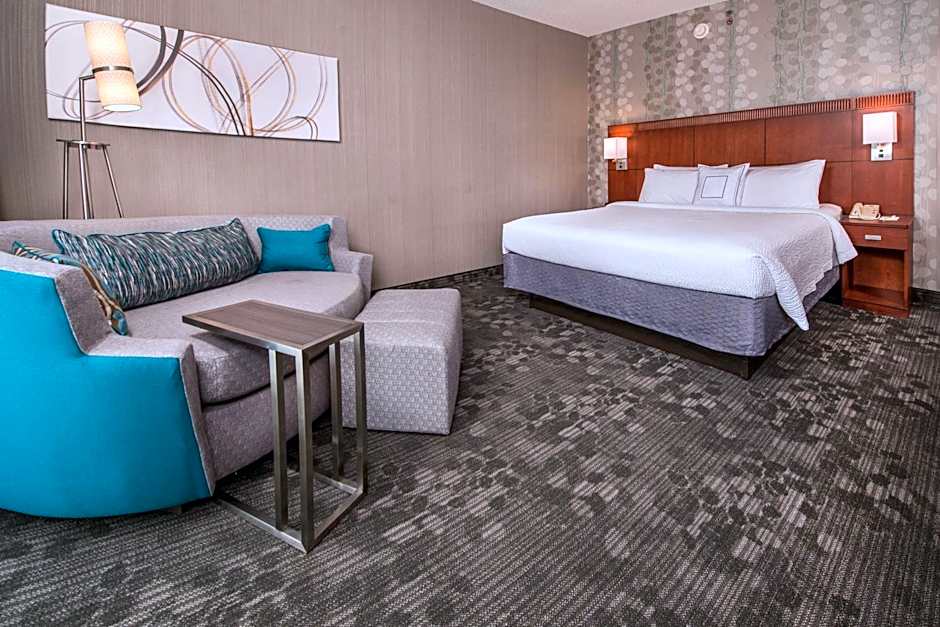 Courtyard by Marriott Dulles Airport Chantilly