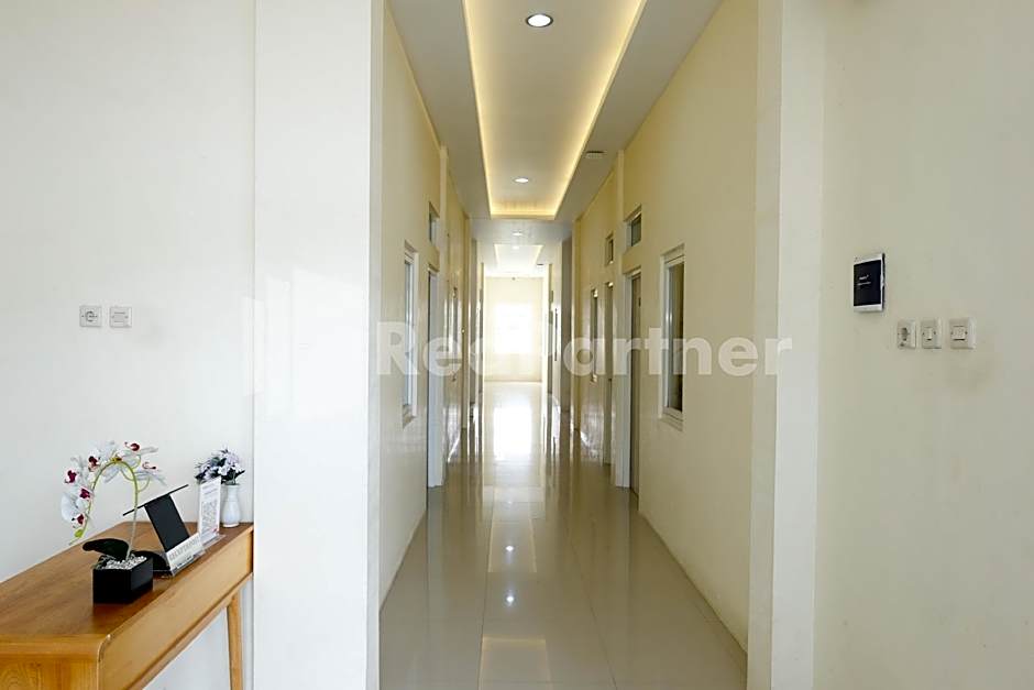 Nawasena Homey Syariah near Bandara Adisucipto 4 Mitra RedDoorz
