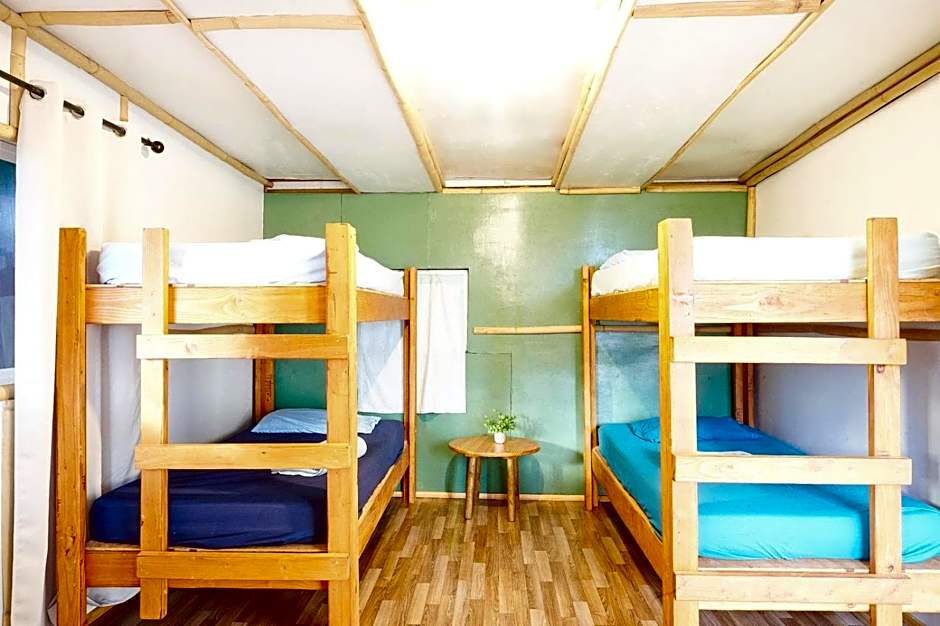 Open Gate Hostel Hawaii