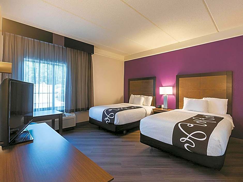 La Quinta Inn & Suites by Wyndham Atlanta Alpharetta